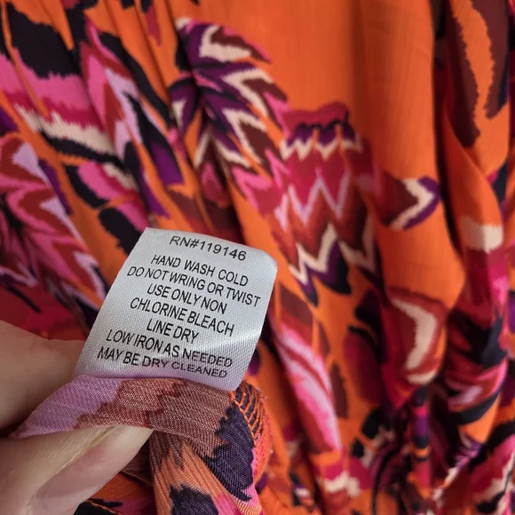 JODIFL Bold Orange and Pink Blouse - Picture 13 of 13